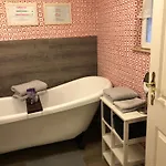 Himmel & Holle Polkenstrasse *