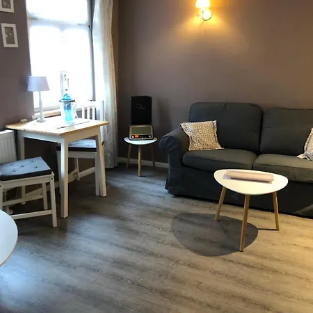 Apartment Himmel & Hoelle Poelkenstrasse