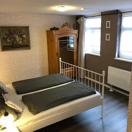 Apartment Himmel & Hoelle Poelkenstrasse